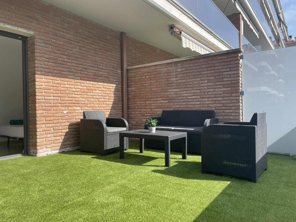 赫罗纳Solarium Con Terraza A 5 Minutos De La Playa公寓 外观 照片
